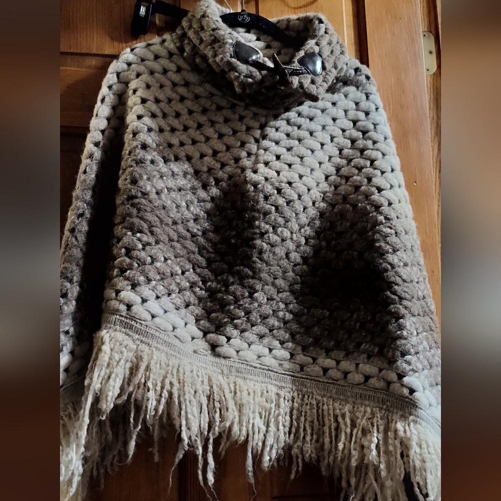 Tarnish OS wool blend poncho